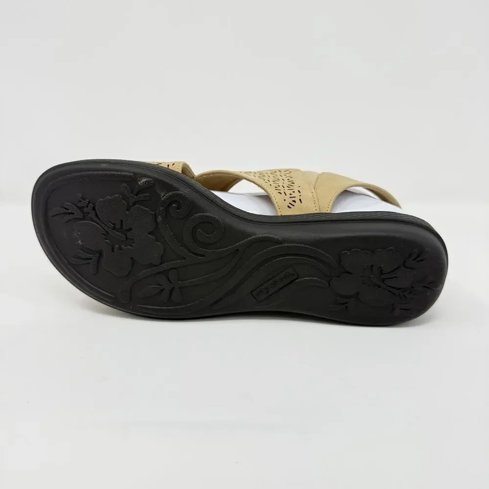Easy Street Claudia Sandals Comfort Wave Sand Gore Women’s Size 8W Beige